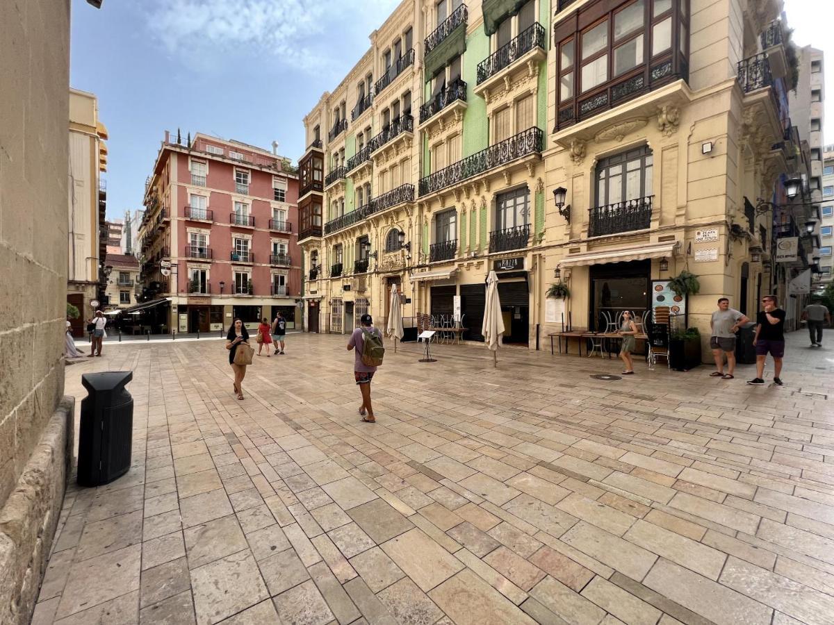 Cozy San Cristobal Apartment In Heart Of لقنت المظهر الخارجي الصورة